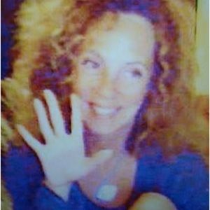 Meet your Posher, Lina